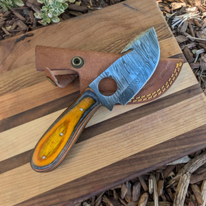 New Customized Handmade Damascus Steel Hunting Skinning Knife With Wooden Handle for Sale in Bulk Quantity - Product Image 4