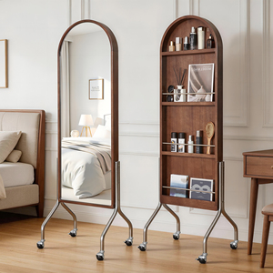 Specchio ad Arco a Figura Intera con Ripiani Portaoggetti, Ruote e Cornice in Legno di Gomma, Specchio da Terra Autoportante per Camera da Letto - Product Image 1