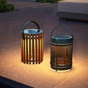 Lámpara Solar Portátil para Jardín, Linterna Recargable Impermeable para Exteriores, Patio, Césped, Camino, Paisaje - Product Image 1