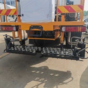 Camion pulvérisateur de bitume Sino Howo pour l'entretien routier et la distribution d'asphalte - Product Image 6