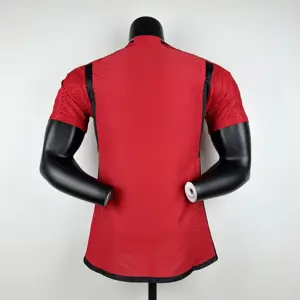 Yüksek kalite erkek giyim set kırmızı xxl kişisel adı geri futbol tişörtü spor