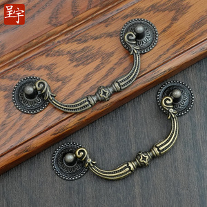 Poignée de tiroir Chengyu K099 de style européen antique, en alliage de zinc, forme barre, durable, pour porte de placard classique - Product Image 1