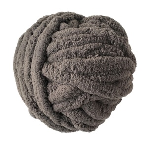 wholesale <b>100</b>% <b>polyester</b> chenille chunky <b>yarn</b> jumbo <b>yarn</b> for hand knitting blanket - Product Image 4