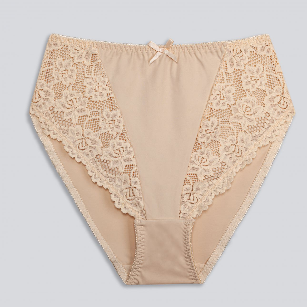 Encuentre lingerie cómodo, perfecto y de diseñador: