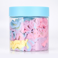 Vente en gros de bonbons à biscuits de 150ml 200ml 250ml Bocaux en plastique transparent PET de qualité alimentaire avec bouchons givrés colorés