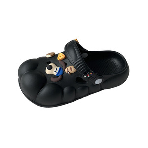 Sabots pour femmes, sandales d'été respirantes et tendance, confortables et mignonnes avec design ajouré, semelle de 3-5 cm - Product Image 5