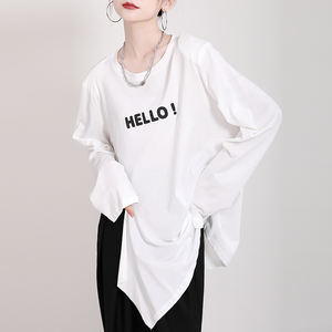 <span class=keywords><strong>Camiseta</strong></span> de algodón de manga larga con hombros descubiertos, <span class=keywords><strong>Camiseta</strong></span> con estampado de letras, corte Corte Irregular, Red, color rojo, 2215, 2021 - Product Image 1