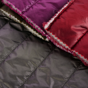 Vải Chần Lót Màu Xám Kim Loại Sọc Dọc Tùy Chỉnh Cho Áo Khoác Mùa Đông - Product Image 2