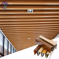 Plafond suspendu en aluminium à revêtement en poudre pour bureaux, restaurants, stations de métro, aéroports, hôpitaux, centres commerciaux