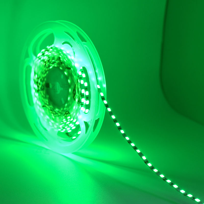 สีเขียว