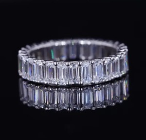 High Quality Moissanite Engagement <b>Ring</b> For Women Suitable For Daily Wear <b>Wedding</b> Events And Celebrations Available For Sale - Product Image 2