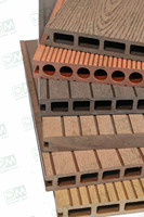 Bordure de terrasse extérieure en WPC lisse de style industriel contemporain 50*50mm, imperméable, résistante à l'humidité, ignifuge et écologique