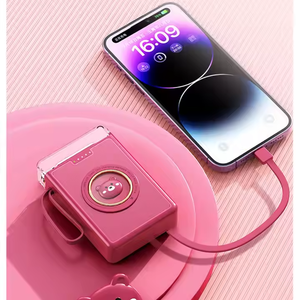 Dessin animé mignon conception 10W sortie batterie externe Mini 20000mAh LED lumières fils pratique USB pour la charge mobile <span class=keywords><strong>d</strong></span>'urgence en plein air - Product Image 4