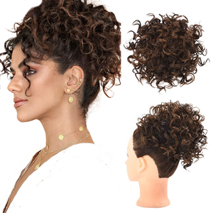 WE18 kurze Perücken Curly Draw string Hair Chignogn Großes lockiges synthetisches Haar <span class=keywords><strong>Messy</strong></span> Hair <span class=keywords><strong>Bun</strong></span> Scrunch ies - Product Image 2