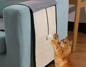 Móveis de gato de luxo instalar no sofá anti arranhão placa de sisal do gato com bola