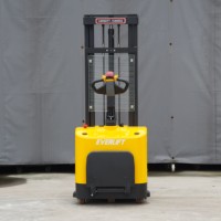 Transpalette Électrique EVERLIFT, Chariot Élévateur à Batterie Haute Capacité, Lève-Plateau pour Manutention de Marchandises en Entrepôt