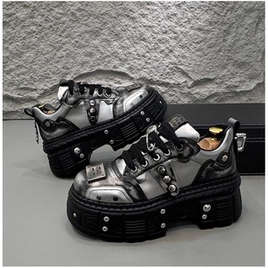 Nouvelles chaussures décontractées pour hommes, tendance mode outdoor, chaussures de sport et de skateboard, chaussures tendance à semelle épaisse pour hommes, augmentant la taille - Product Image 5