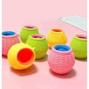 Jouets anti-stress pour enfants et adultes : jouets à presser, jouets sensoriels, jouets en forme de cage, balles douces en forme d'animaux - Product Image 5