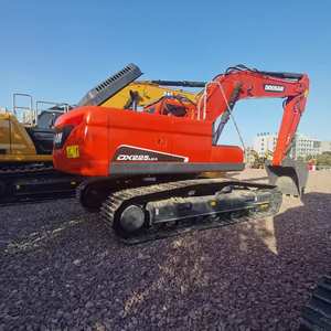 รถขุดตีนตะขาบ Doosan DX225LCA มือสองของแท้จากเกาหลี สภาพดี บำรุงรักษาอย่างดี เหมาะสำหรับงานก่อสร้างในเขตเทศบาล - Product Image 1