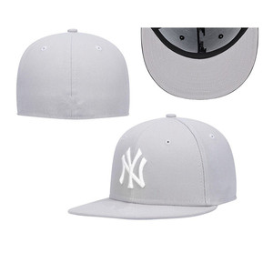 Cappellino da Baseball Stile Chicago Ricamato da Uomo in PVC con Visiera Piatta a 6 Pannelli, Chiuso e Aderente - Product Image 4
