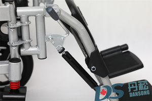 2024 nouveau fauteuil roulant électrique pliant Dansong DS-6005 avec accoudoir élévateur - Product Image 4