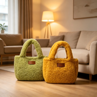 Sac de maquillage en polyester doux et moelleux, style Teddy, léger, de haute qualité, mini sac fourre-tout en peluche, personnalisable avec logo