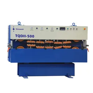 Continuous lead extruding machine for wire and cable