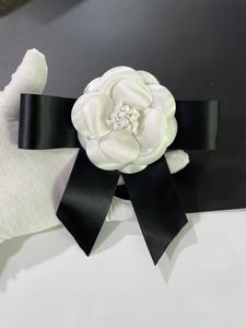 Jennie Jin Zhen Ni stile europeo accessorio per capelli simile disegno camelia fiocco tessuto di seta fermaglio 5cm per feste - Product Image 2