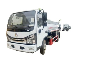 Camión Cisterna de Combustible Pequeño Dong Feng con Tanque de 3000L, Camión Dispensador de Combustible en Venta - Product Image 2