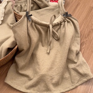 Conjunto de Pijama de Cachemira Mousse para Mujer, Otoño e Invierno, con Tirantes y Relleno en el Pecho, Conjunto de Tres Piezas, Pijama Dulce y Sexy - Product Image 2