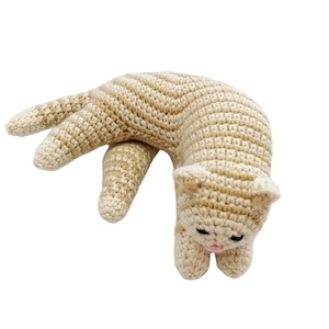 Juguete de gato de ganchillo personalizado de peluche de gatito de crema <span class=keywords><strong>Amigurumi</strong></span> hecho a mano con hilo de visón suave | Regalo único para niños y amantes de los gatos - Product Image 1