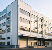 Bâtiment préfabriqué de bureaux à plusieurs étages en acier, immeuble de bureaux de haute qualité pour usage quotidien, siège d'entreprise