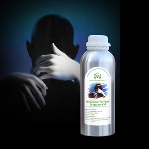 Profumo Concentrato ai Feromoni 'Bacio Proibito', Fragranza Incantevole a Lunga Durata - Product Image 1