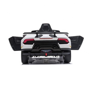 Lusso 12V auto elettrica Ride-On per i bambini per <span class=keywords><strong>Lamborghini</strong></span> <span class=keywords><strong>giocattolo</strong></span> con licenza con telecomando per 3-8 anni materiale plastico fresco - Product Image 6