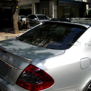 อุปกรณ์ตกแต่งรถยนต์ คาร์บอนไฟเบอร์ ฝากระโปรงท้าย สปอยเลอร์หลัง สำหรับรถยนต์เมอร์เซเดสเบนซ์ E-Class W211 ปี 2004-2009 - Product Image 2