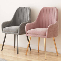 Offre Spéciale chaise de salle à manger du milieu du siècle jambe d'or Restaurant qualité velours chaise de salle à manger métal cadre en acier pas cher prix maison chambre