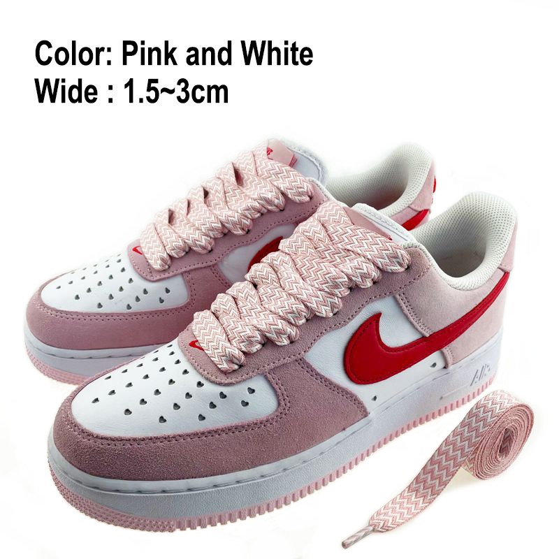 สีชมพูและสีขาว