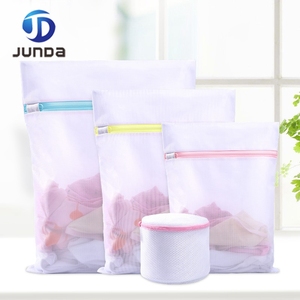 Sac <span class=keywords><strong>à</strong></span> <span class=keywords><strong>linge</strong></span> moderne rose <span class=keywords><strong>à</strong></span> mailles fines Polyester pliable et durable pour laver les sous-vêtements Chaussettes Vêtements <span class=keywords><strong>Panier</strong></span> <span class=keywords><strong>à</strong></span> vêtements réutilisable - Product Image 4