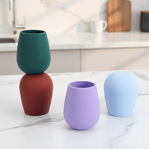 Gobelets à vin en silicone personnalisés, taille et couleur au choix, verres à vin sans pied en silicone de luxe pour les fêtes - Product Image 1