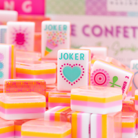 My Fair Mahjong CRYSTAL CONFETTI |   Sorbet rose |   Mahjong avec une touche de couleur et de joie : Ensemble de 160 tuiles de mahjong américaines en acrylique