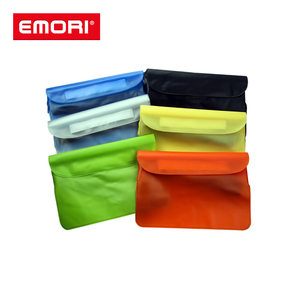 Bolsa Impermeable con Correa Ajustable para la Cintura y Logotipo Personalizado, para Uso en la Playa y la Piscina - Product Image 6