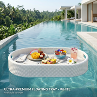 Plateau flottant ovale en rotin en gros avec cadre en aluminium épais, panier à nourriture pour piscine personnalisé, ensemble de plateaux flottants en rotin multi-formes