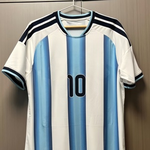เสื้อฟุตบอลทีมโลกปี 2026 คุณภาพสูงสำหรับผู้ใหญ่และเด็ก เสื้อฟุตบอลแบบยูนิเซ็กซ์ ชุดฟุตบอลแบบกำหนดเอง เสื้อฟุตบอลย้อนยุค - Product Image 1