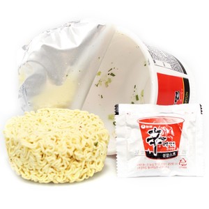 Los Más Vendidos, Fideos Instantáneos Nongshim Shin <span class=keywords><strong>Ramyun</strong></span> con Carne de Res y Repollo Picante, 70g, Ramen Instantáneo Estilo Coreano, Venta al por Mayor - Product Image 4