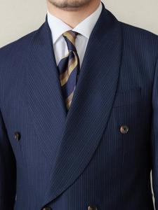 Abito da uomo slim fit retrò blu navy a righe, doppiopetto con collo a scialle, per matrimonio o affari - Product Image 2