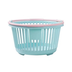 Panier de rangement coloré Macaron avec poignées, en plastique, de forme ronde, pour la papeterie et autres articles - Product Image 5