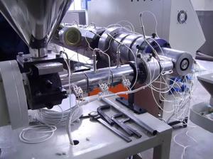 PP HDPE Multicapas Máquina para fabricar tubos Línea extrusora de tubos de plástico LDPE Extrusión PE Máquinas de tubos - Product Image 2