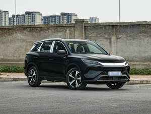 BYD <span class=keywords><strong>Song</strong></span> Pro DM-i: Компактный гибридный кроссовер (PHEV) с запасом хода 301 км, комплектация Flying Excellence Edition, для семейных путешествий, подходит для перевозки контейнеров - Product Image 3