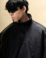 Ensemble de survêtement de course noir personnalisé en nylon avec piping réfléchissant, veste coupe-vent et short de jogging pour hommes