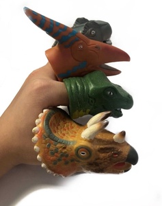 Venta al por mayor de plástico de caucho dinosaurio títeres de dedo para niños Mini muñeca marioneta de dedo - Product Image 1